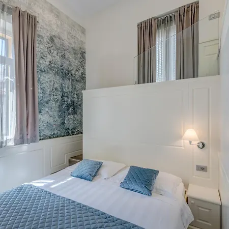 Roko Luxury Πανσιόν