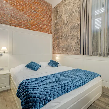 Roko Luxury Πανσιόν
