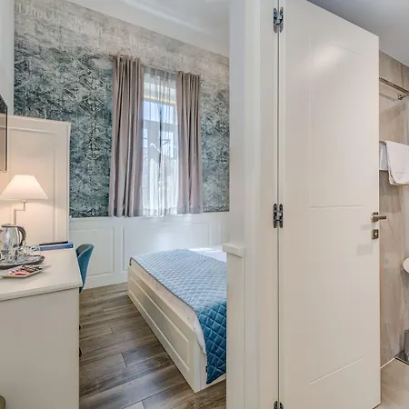 Πανσιόν Roko Luxury